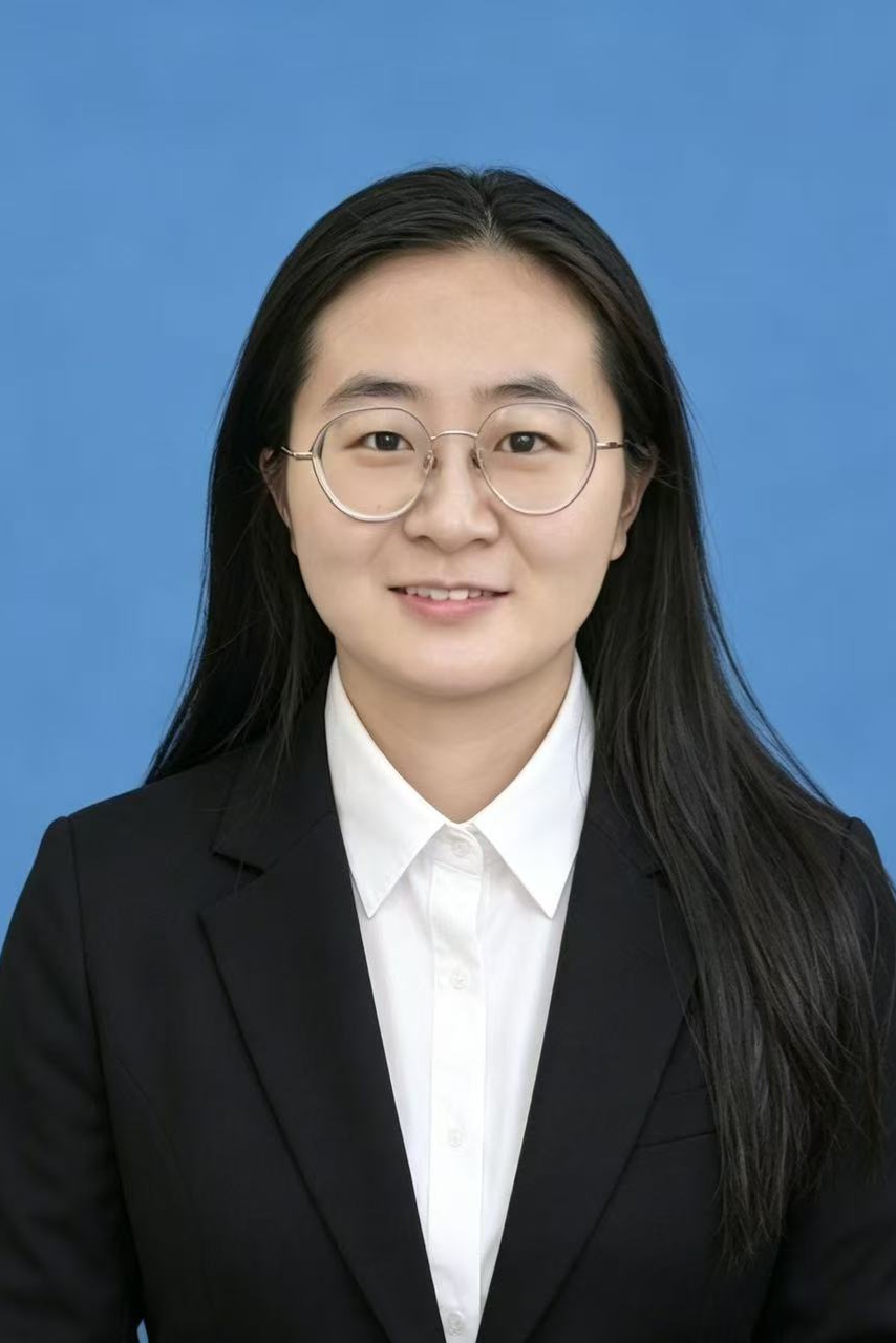口腔科医师   郑运丽